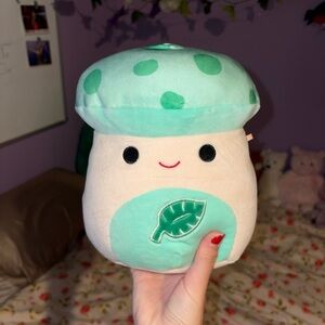 8” sydney the mushroom squishmallow